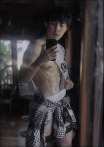 Mickey Slip (3)